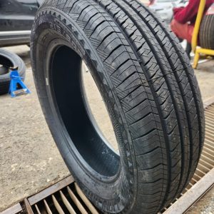 215/60R17 LionLord Passenger Car Tyre – China