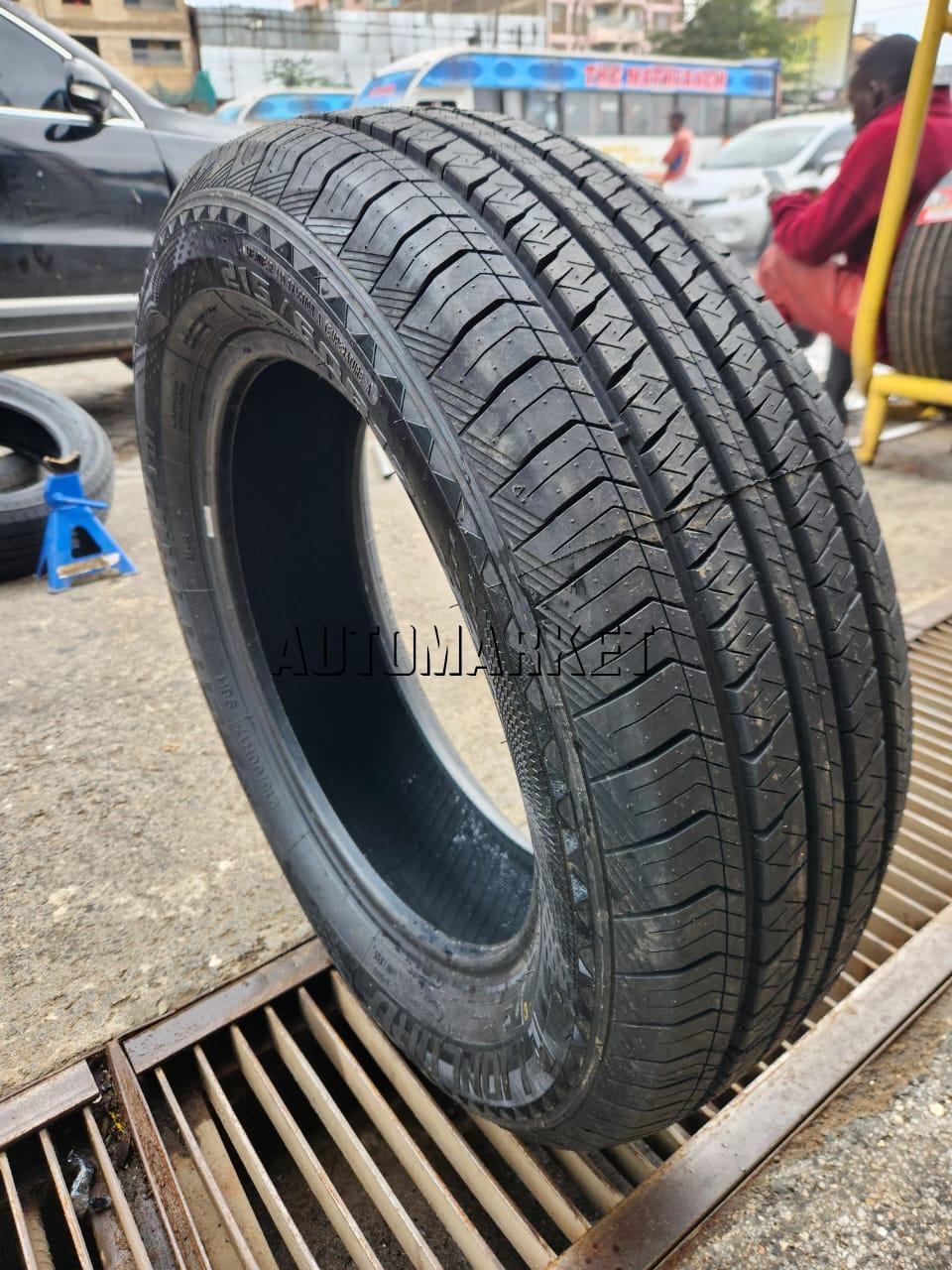 215/60R17 LionLord Passenger Car Tyre – China