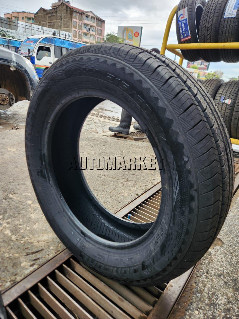 215/60R17 LionLord Passenger Car Tyre – China