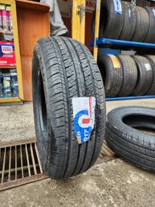 215/60R17 passenger car tyre for sedans and SUVs in Kenya