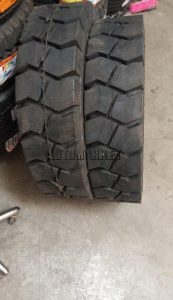 8.25-15 Roadlion NHS 14 ply forklift tyre for warehouse and industrial material handling forklifts