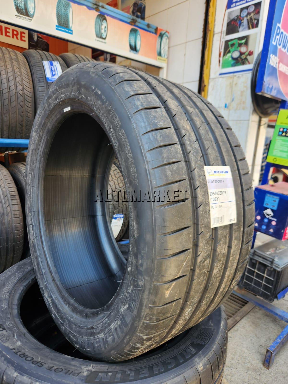 295/40ZR19 Michelin Passenger Tyre