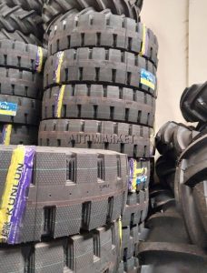 12.00R20 Kunlun 24ply mining truck tyre from China for heavy-duty quarry and construction trucks