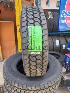 265/70R19.5 Double Road drive pattern truck tyre from China