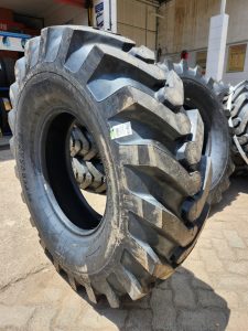 14.00-24 BKT Super Grader G2 16 ply industrial tyre from India