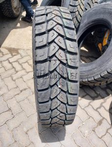 315/80R22.5 Trackmax drive pattern truck tyre from China