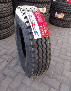 8.25R16LT Sportrak truck tyre for light and medium trucks