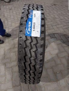 9.00R20 DURUN heavy duty truck tyre for commercial trucks