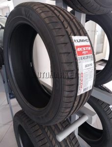 215/45ZR18 Kumho Vietnam high performance passenger car tyre for sedans and hatchbacks in Kenya