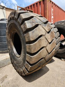 35/65R33 Advance radial OTR tyre for loaders and mining equipment