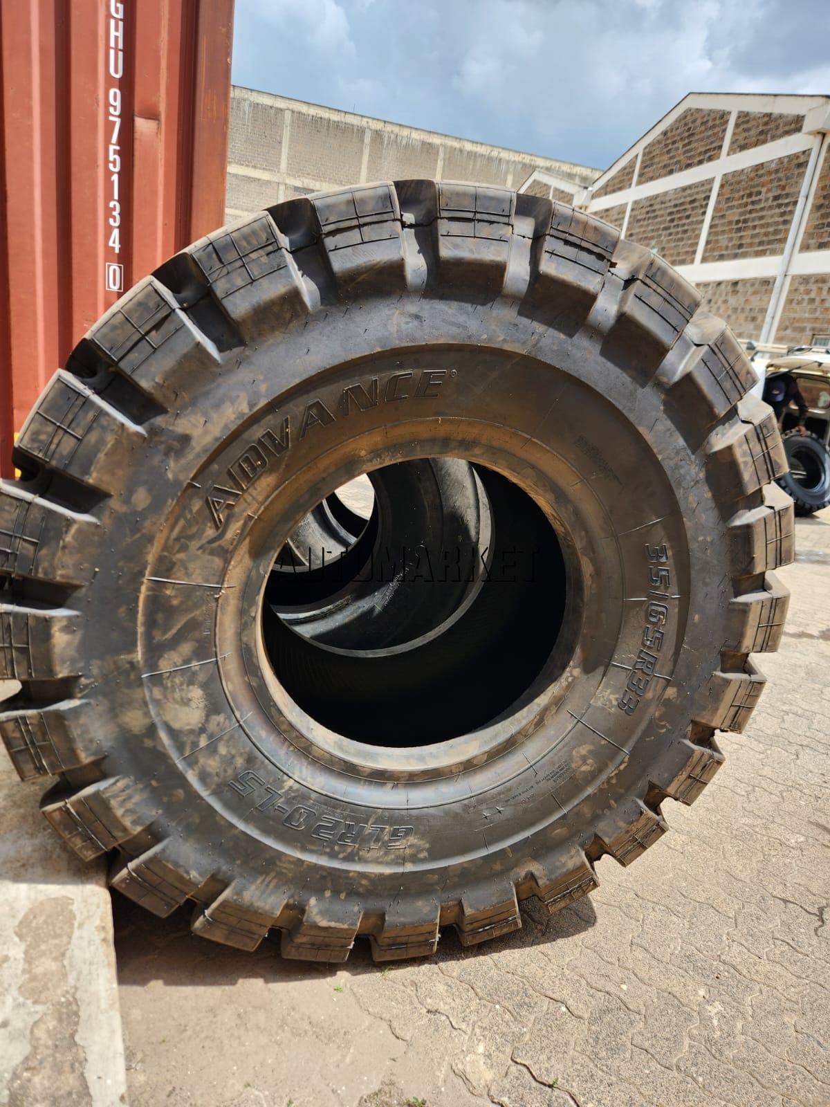 35/65R33 Advance OTR Radial Tyre