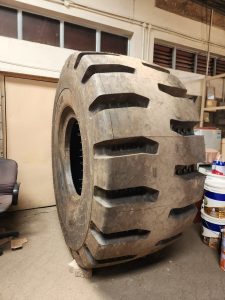 35/65R33 Westlake radial OTR tyre for loaders and mining equipment