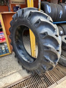 12.4-28 BKT 8PR agricultural tractor tyre Kenya