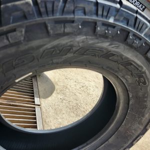 265/70R17 Bridgestone Dueler Passenger Car Tyre