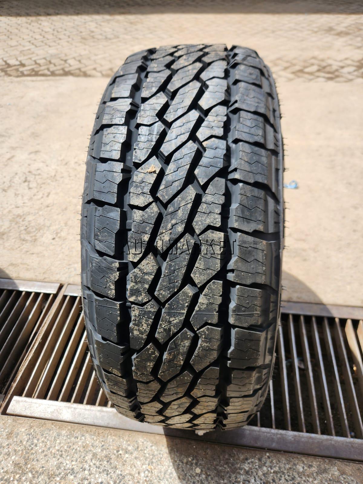235/55R18 Bridgestone Dueler Car Tyre