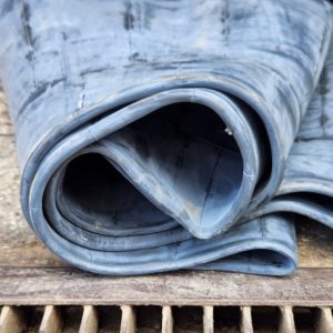 16.9-28 Heavy Duty Tractor Tyre Tube TR218A in Kenya