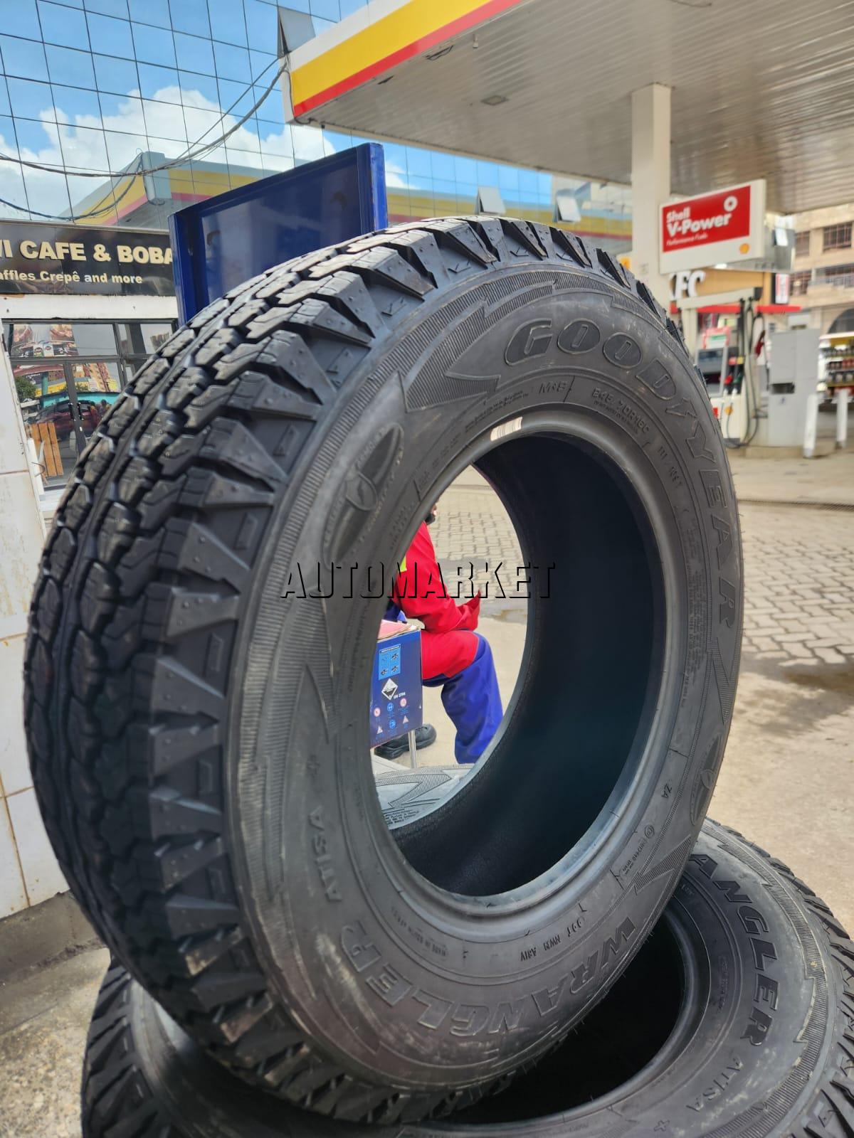 245/70R16C Goodyear Tyre