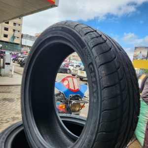 215/45ZR17 Chao Yang High Performance Tyre (China)