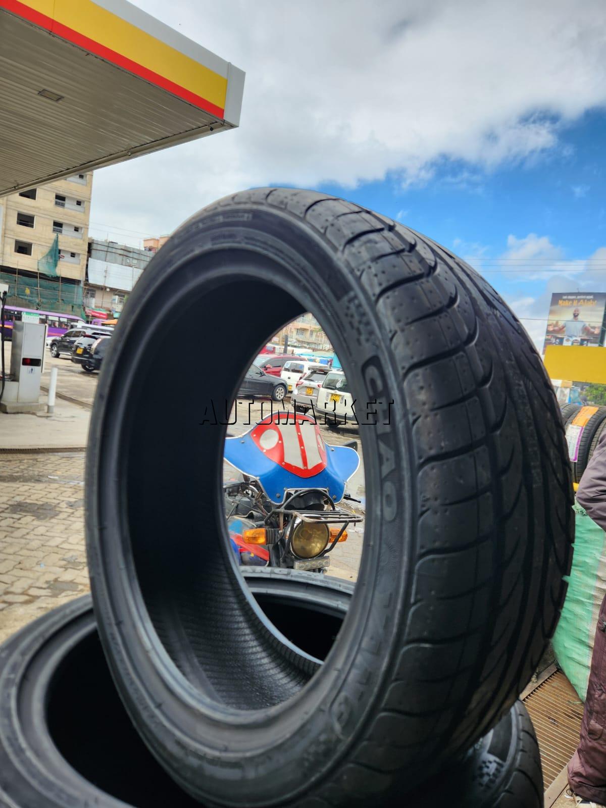 215/45ZR17 Chao Yang High Performance Tyre (China)