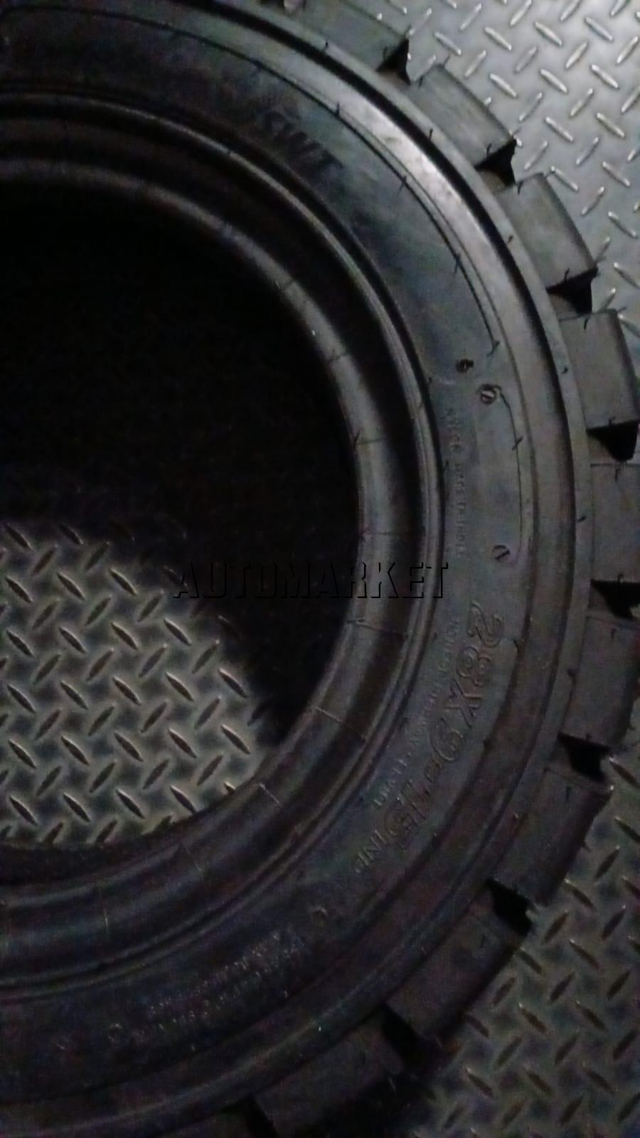 28×9-15 (8.15-15) SWT Forklift Tyre 14PR Tube Type (India)