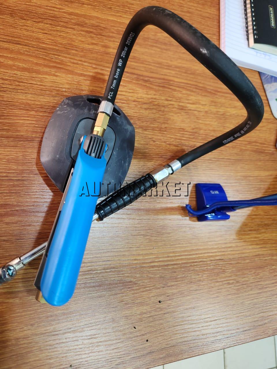 PCL Hand Held Tyre Inflator Gauge