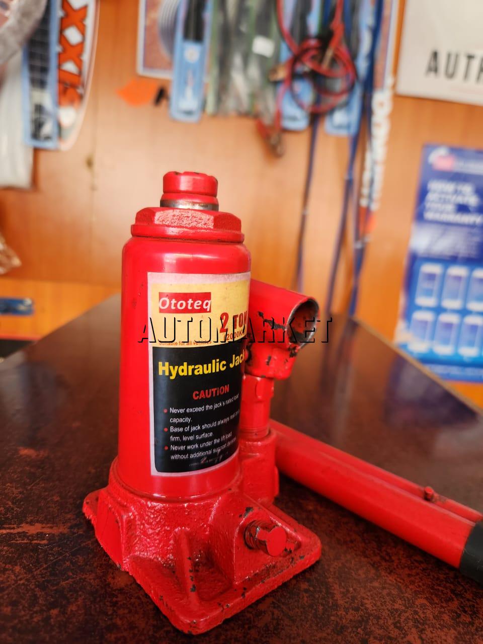 Ototeq 2 TON (2000KG) Hydraulic Bottle Jack