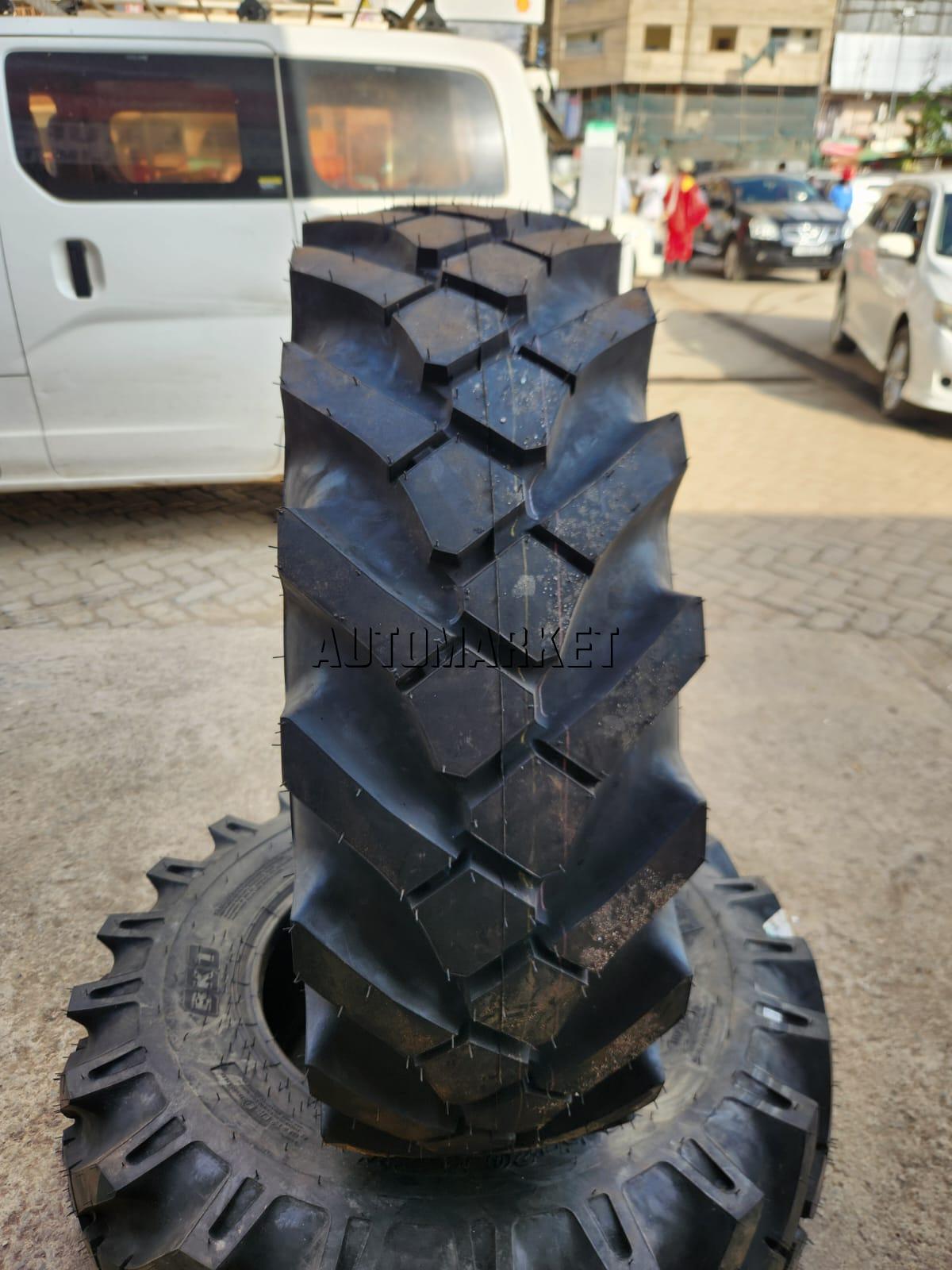 12.5-20 BKT 12 Ply Tyre made in India