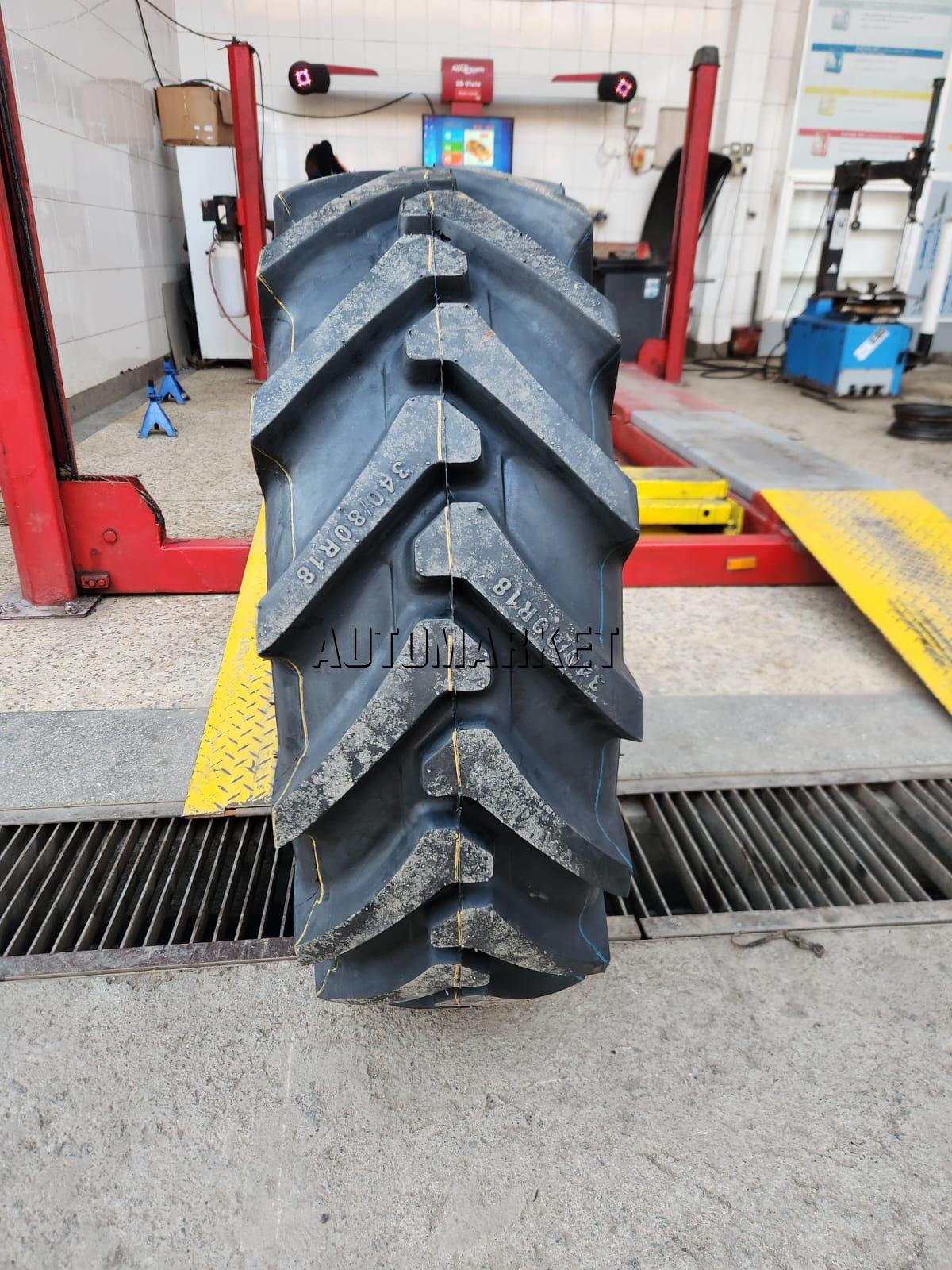 340/80R18 (12.5/80R18) Roadhiker Industrial Tyre from China