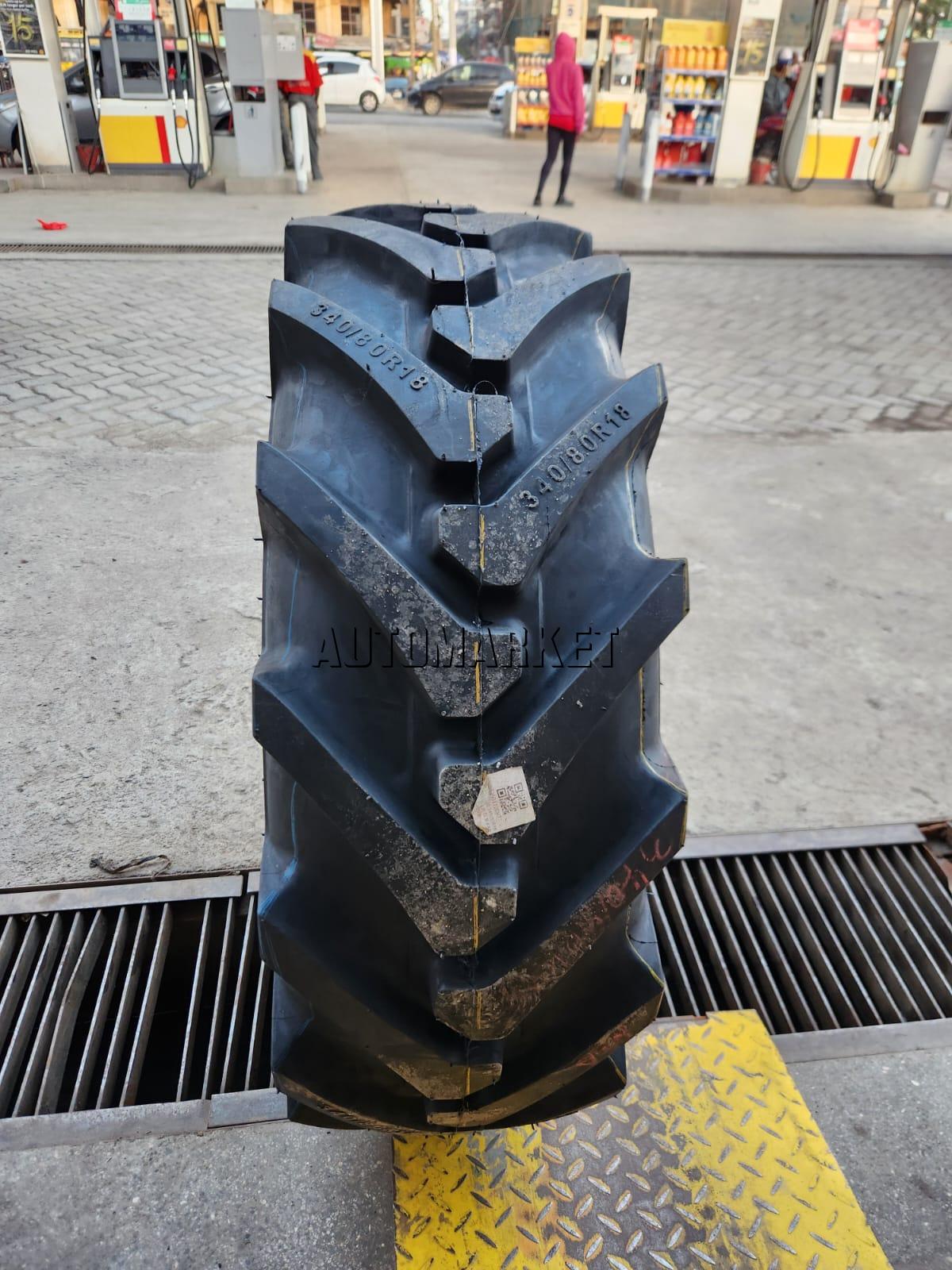 340/80R18 (12.5/80R18) Roadhiker Industrial Tyre from China