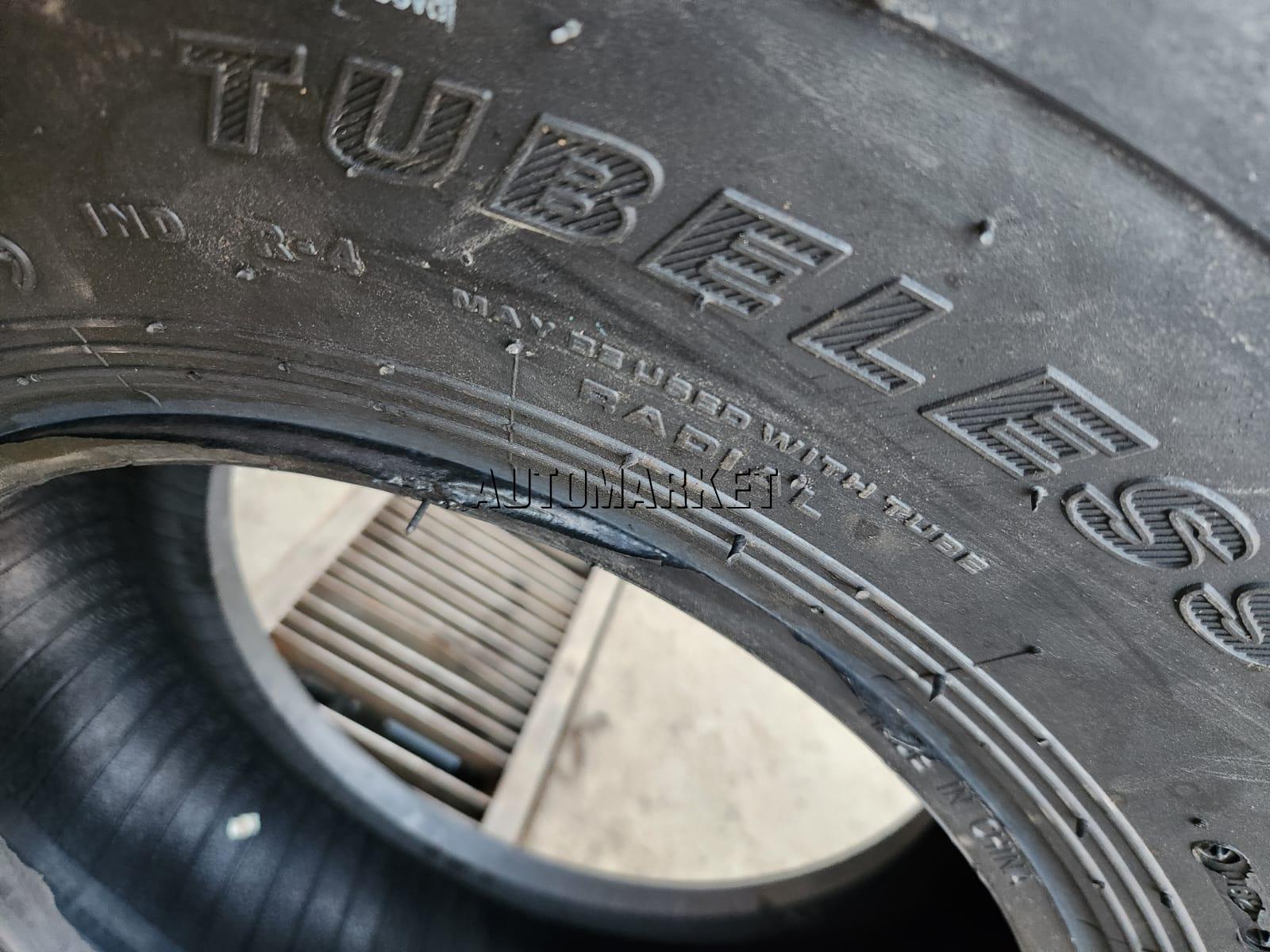 340/80R18 (12.5/80R18) Roadhiker Industrial Tyre from China