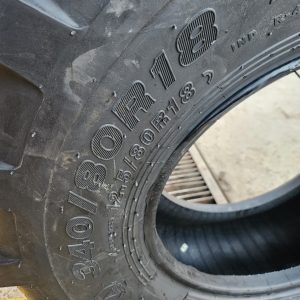 340/80R18 (12.5/80R18) Roadhiker Industrial Tyre from China