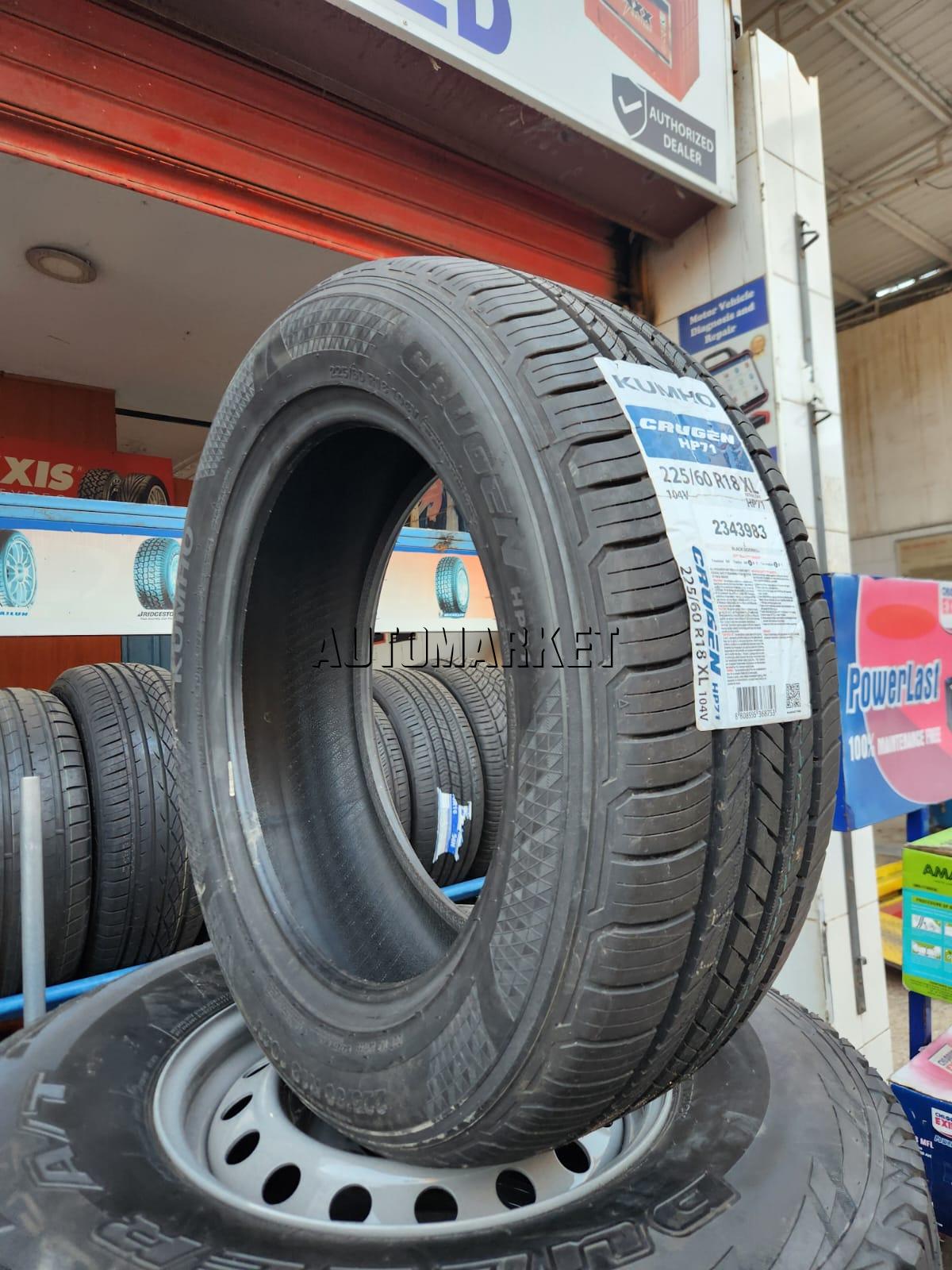 225/60R18 Kumho Tyre