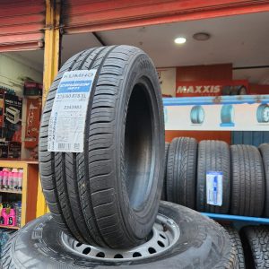 225/60R18 Kumho Tyre