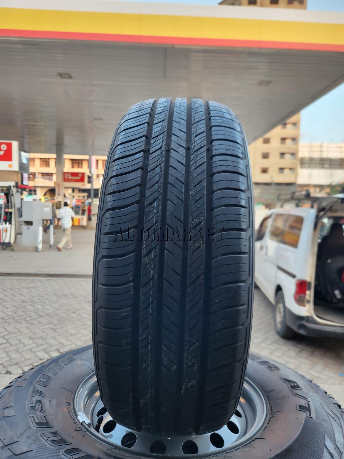 225/60R18 Kumho Tyre