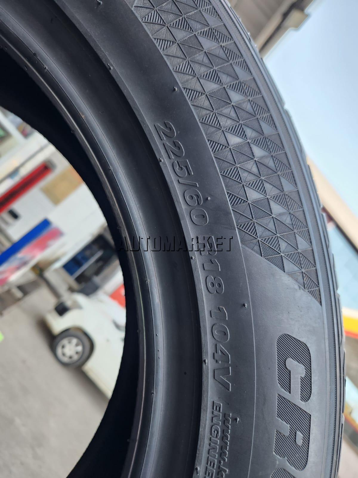 225/60R18 Kumho Tyre