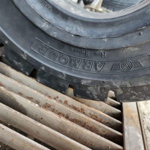 6.50-10 Armour Solid Standard Forklift Tyre – China