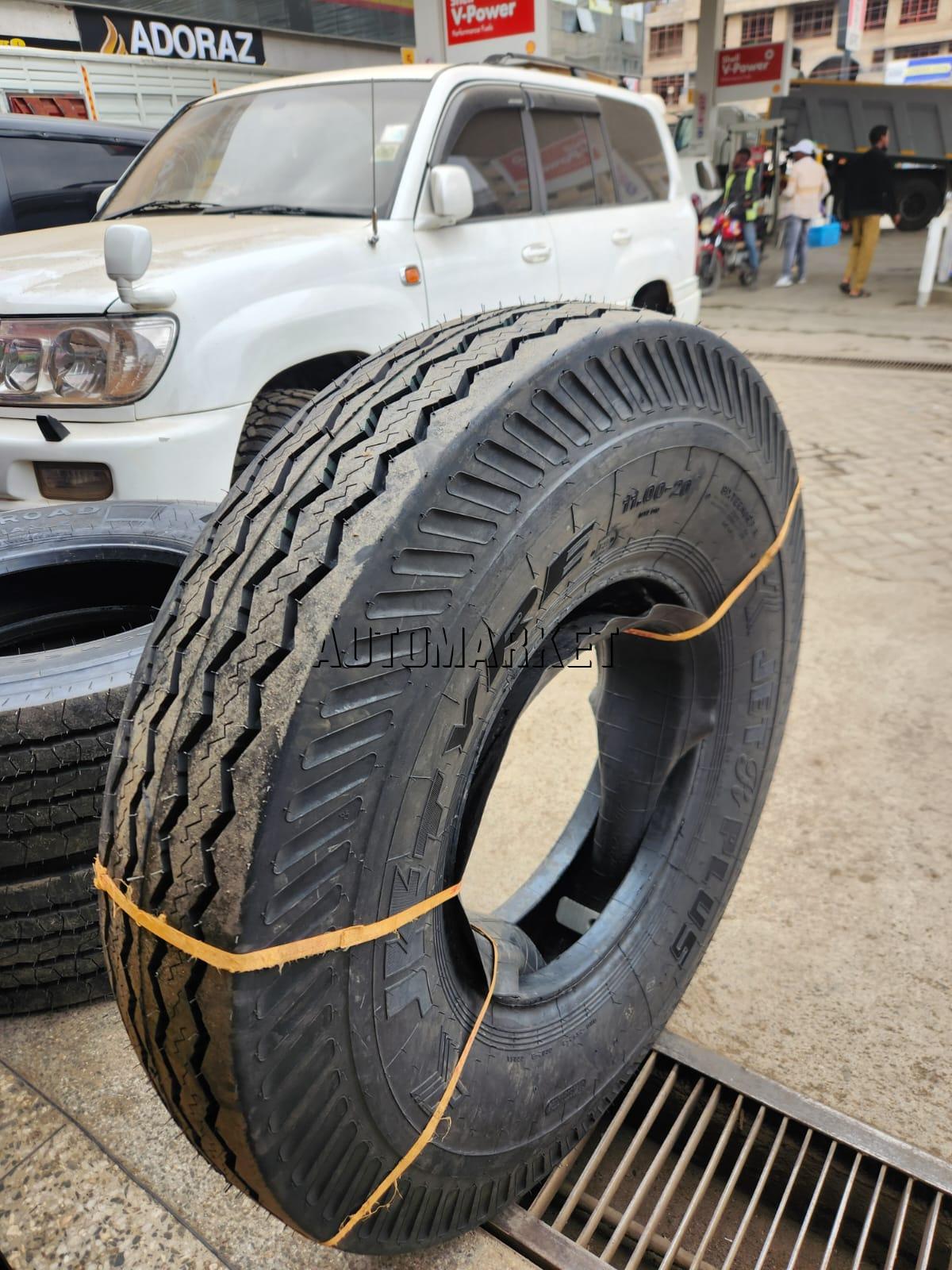 11.00-20 JK JET PLUS Truck Tyre – Made in India