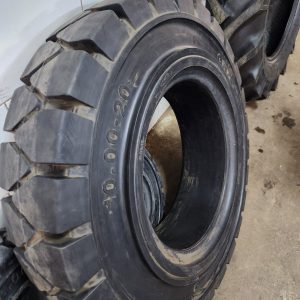 10.00-20 SOLO Solid Standard Forklift Tyre – Kenya