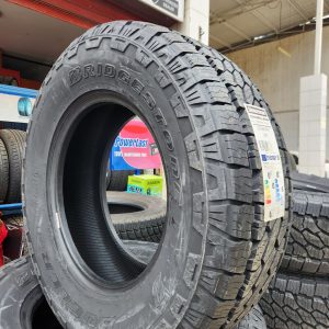 275/65R17 Bridgestone Dueler All-Terrain A/T002 115T