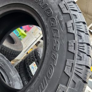 275/65R17 Bridgestone Dueler All-Terrain A/T002 115T