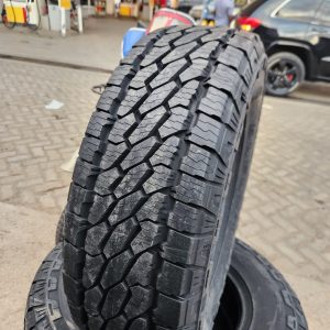 245/70R17 Bridgestone Dueler All-Terrain A/T002 111T XL