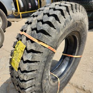 8.25-16 JK Jettrak Tyre 14PR Made in India