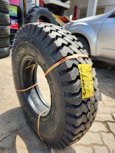 8.25-16 JK Jettrak 14PR heavy-duty commercial tyre made in India for trucks, lorries, buses, and trailers in Kenya.