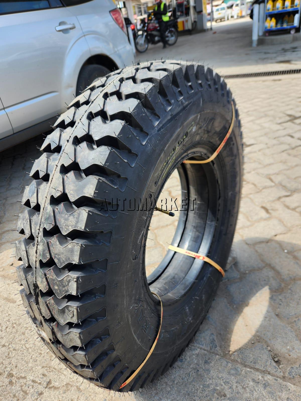 8.25-16 JK Jettrak Tyre 14PR Made in India