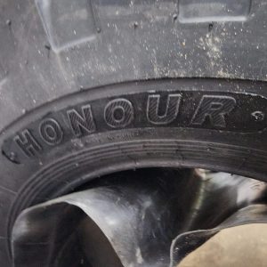 15.5-25 Honour OTR Tyre 20PR Made in China