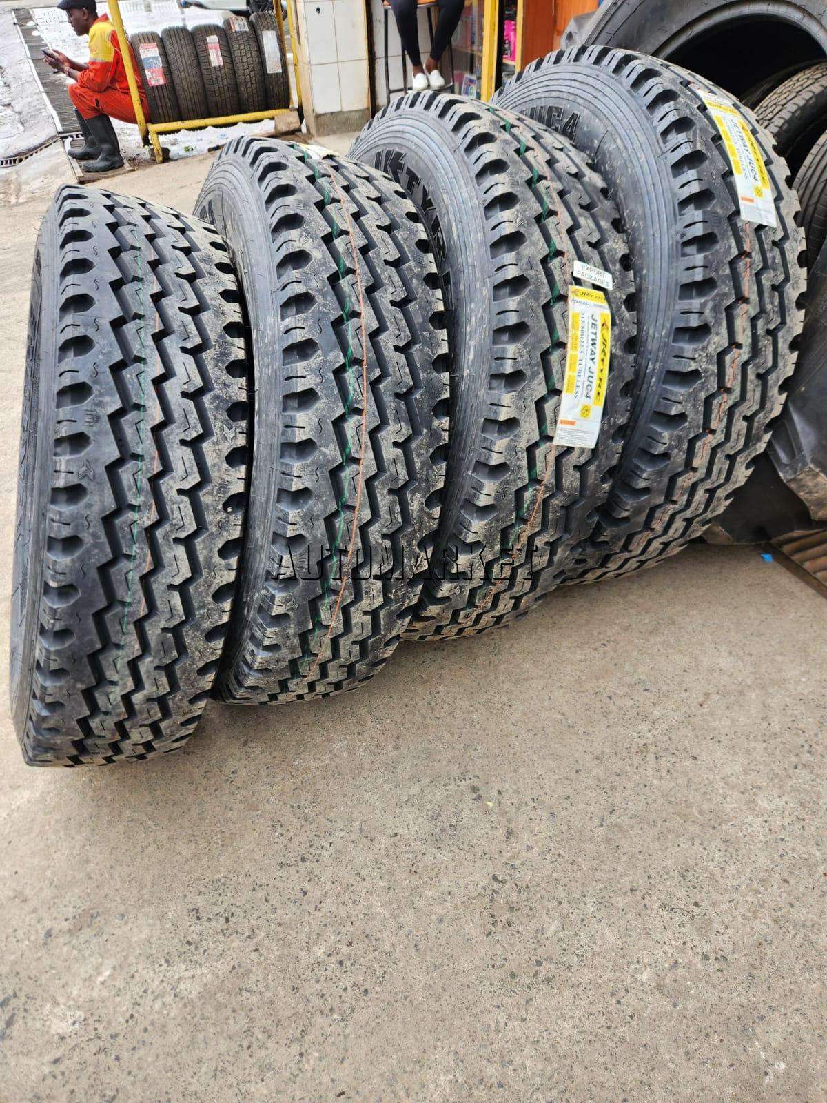 315/80R22.5 JK Jetway Truck Tyre – Made in India