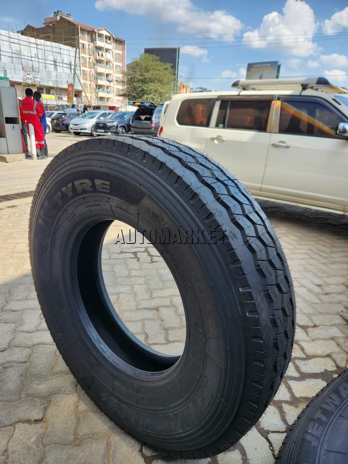 12R22.5 JK Truck Tyre from India