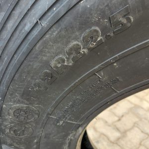 12R22.5 JK Truck Tyre from India