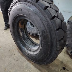 10.00-20 TALON NHS Forklift Pneumatic Tyre TT – Made in India