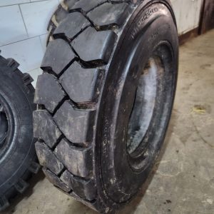 10.00-20 TALON NHS Forklift Pneumatic Tyre TT – Made in India
